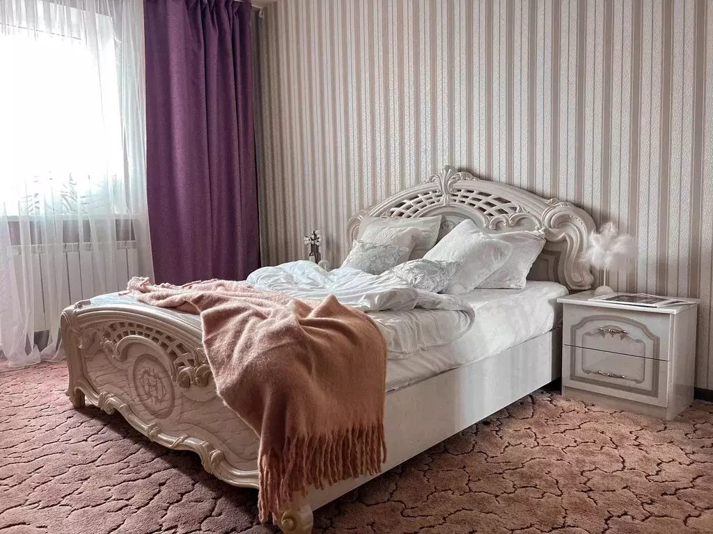 3-к кв. Тульская область, Тула ш. Калужское, 1 (80.0 м) - Фото 0