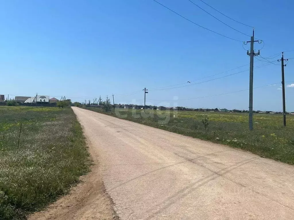 Участок в Крым, Сакский район, Молочненское с/пос, с. Витино  (6.0 ... - Фото 0