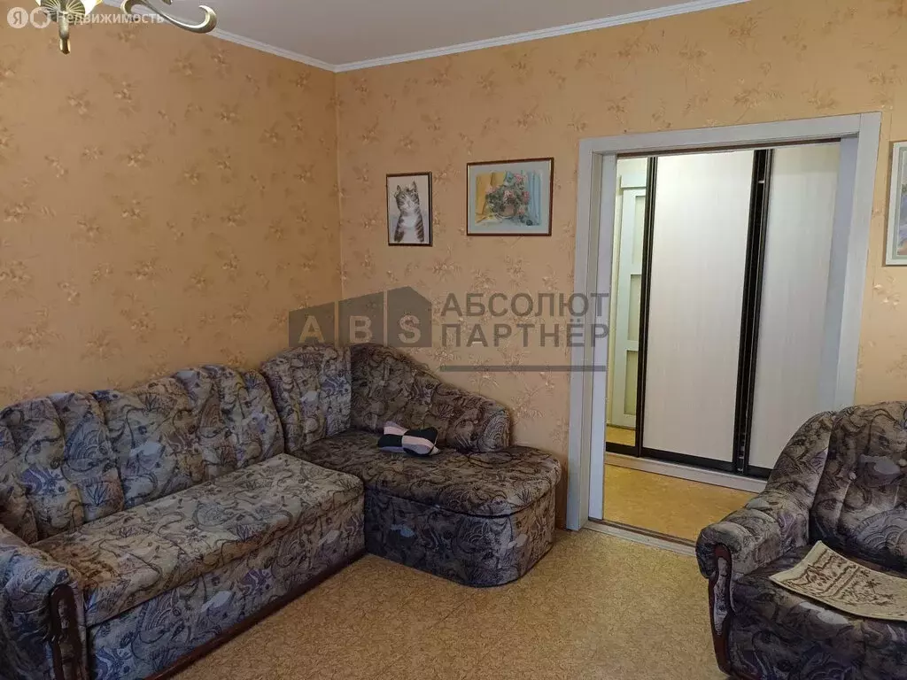 3-комнатная квартира: Великий Новгород, Западный район, улица ... - Фото 1