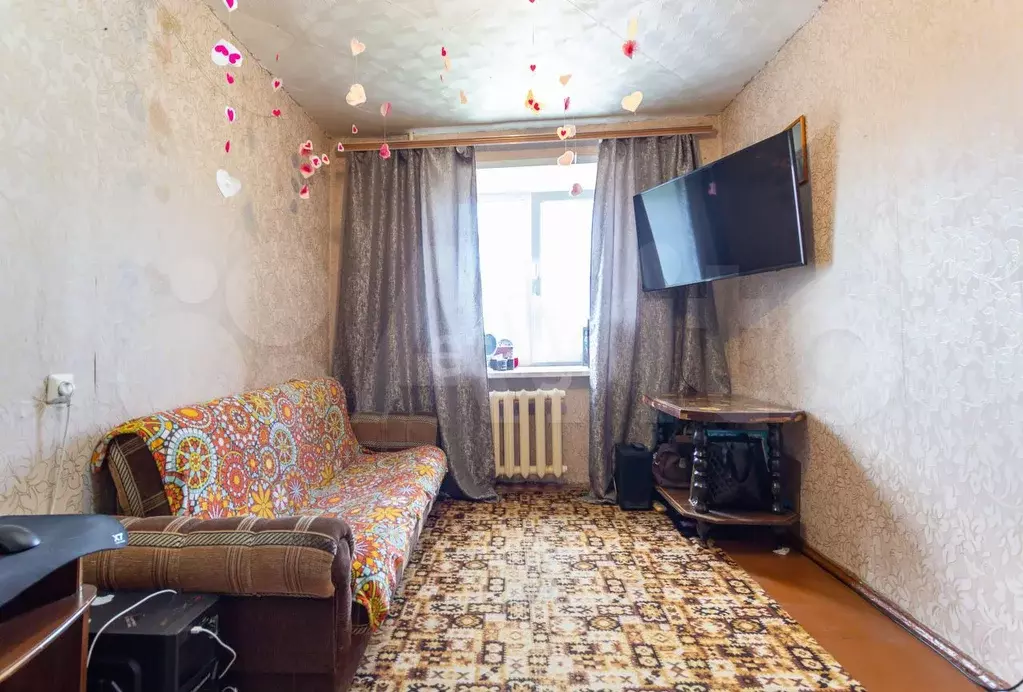 Комната 12 м в 4-к, 4/5 эт. - Фото 0