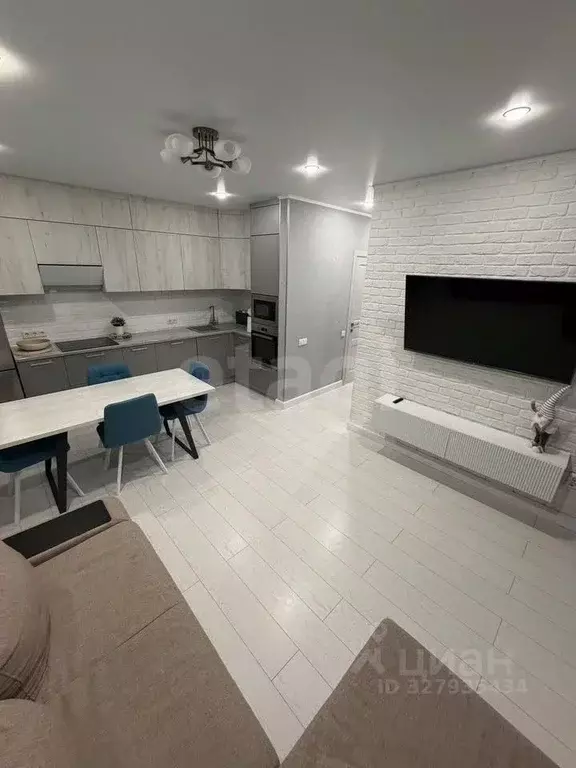 3-к кв. Тюменская область, Тюмень Родниковая ул., 4 (55.0 м) - Фото 1