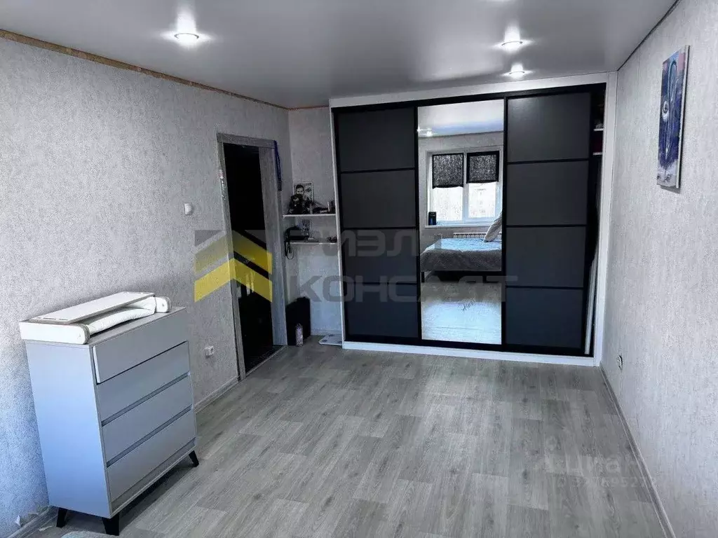 1-к кв. Омская область, Омск ул. 75-й Гвардейской Бригады, 1А (30.0 м) - Фото 1