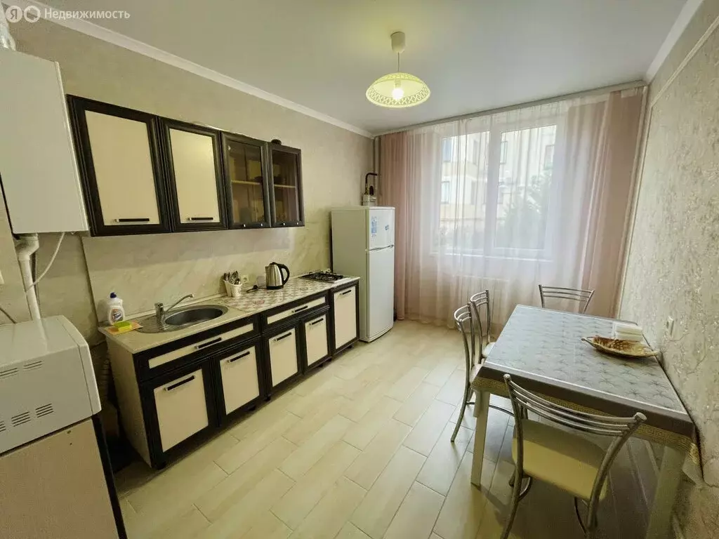 1-комнатная квартира: Дивноморское, Мускатная улица, 6к1 (42 м) - Фото 1