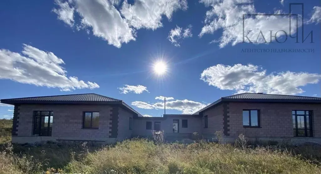 Дом в Челябинская область, Магнитогорск ул. Классическая (120 м) - Фото 1