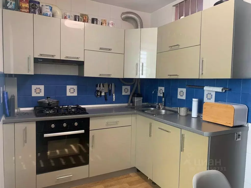 2-к кв. Севастополь ул. Казачья, 10 (60.0 м) - Фото 1