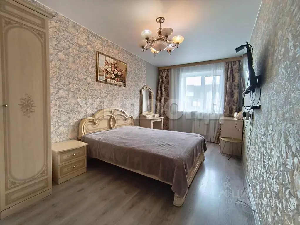 3-к кв. Новосибирская область, Новосибирск ул. Мясниковой, 8/2 (63.5 ... - Фото 0