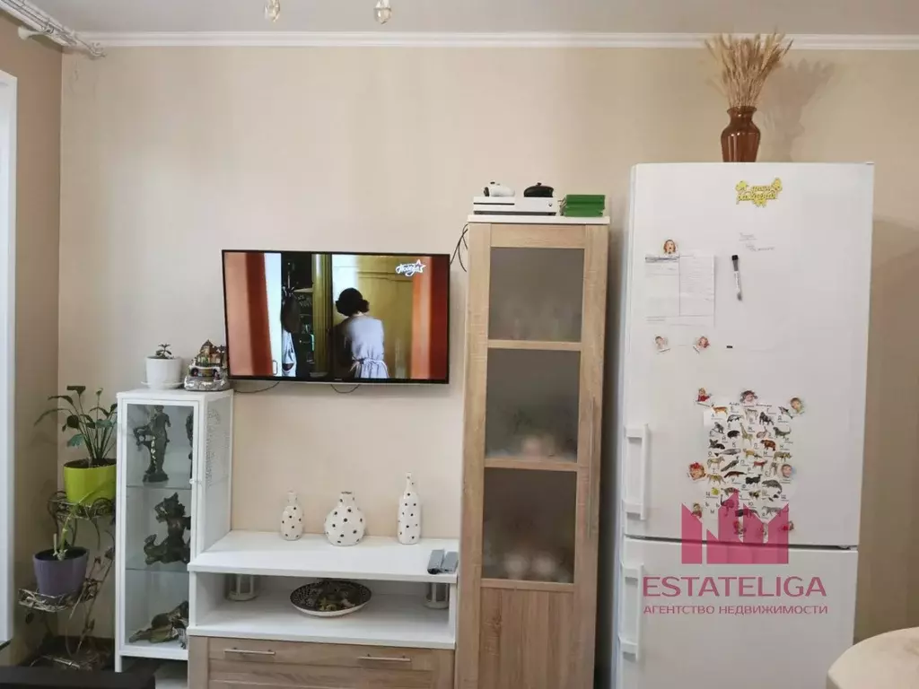 Продается 3-комнатная квартира - Фото 1