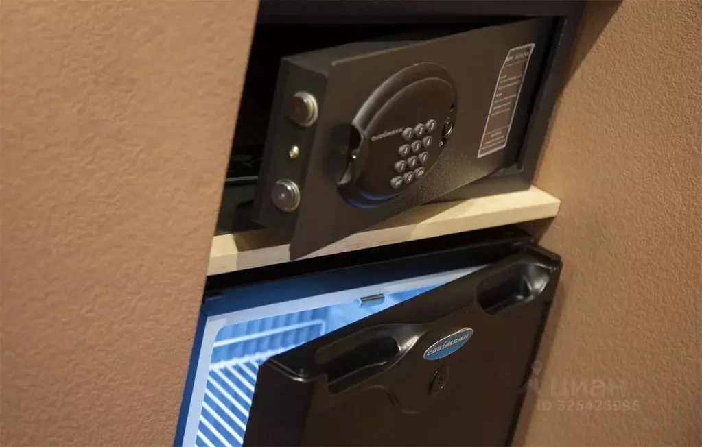 Комната Санкт-Петербург Большая Конюшенная ул., 11Б (16.0 м) - Фото 2