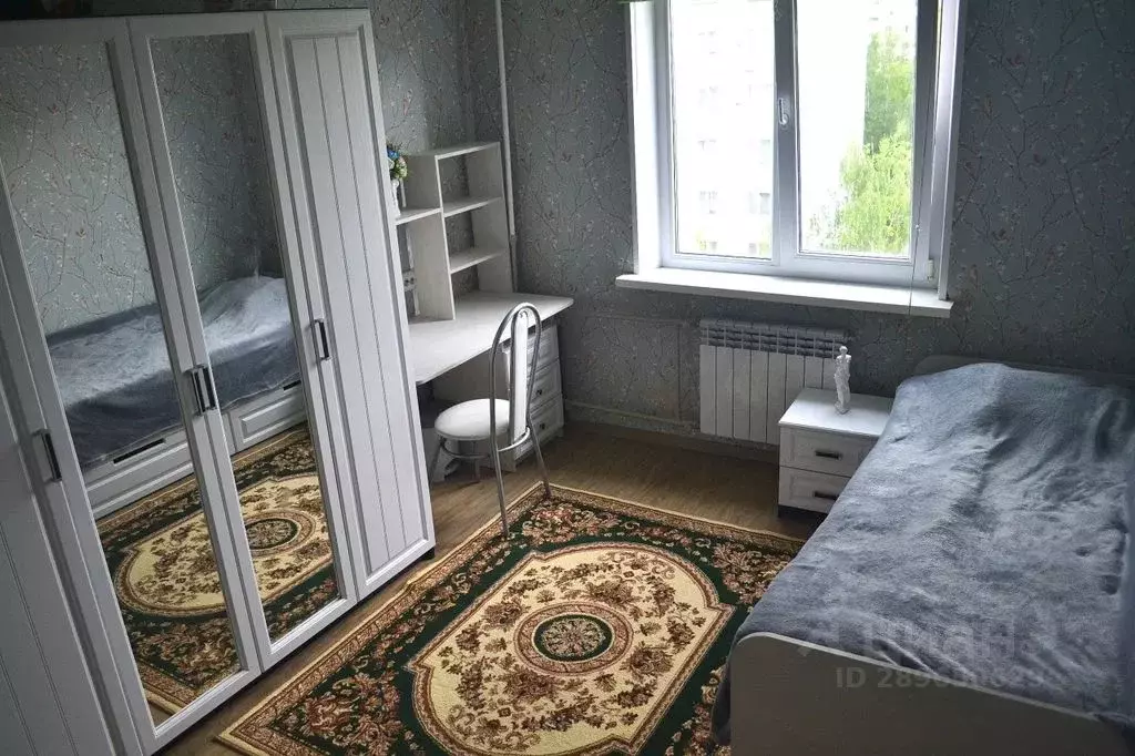 Комната Нижегородская область, Нижний Новгород ул. Пугачева, 17 - Фото 1