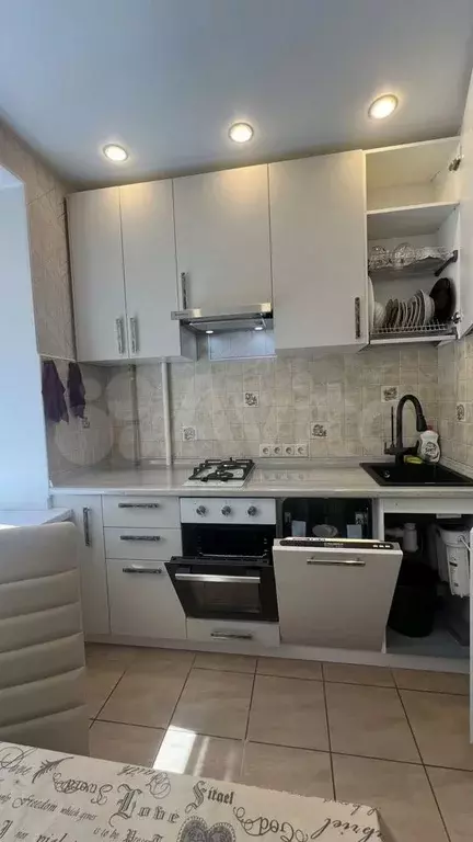 2-к. квартира, 40 м, 4/9 эт. - Фото 0