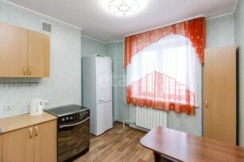 2-к кв. Тюменская область, Тюмень ул. Обдорская, 5 (50.0 м) - Фото 1
