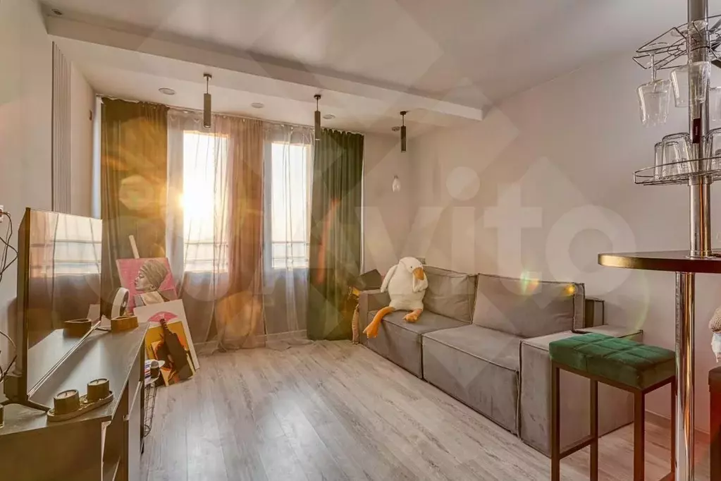 Квартира-студия, 35 м, 42/47 эт. - Фото 1