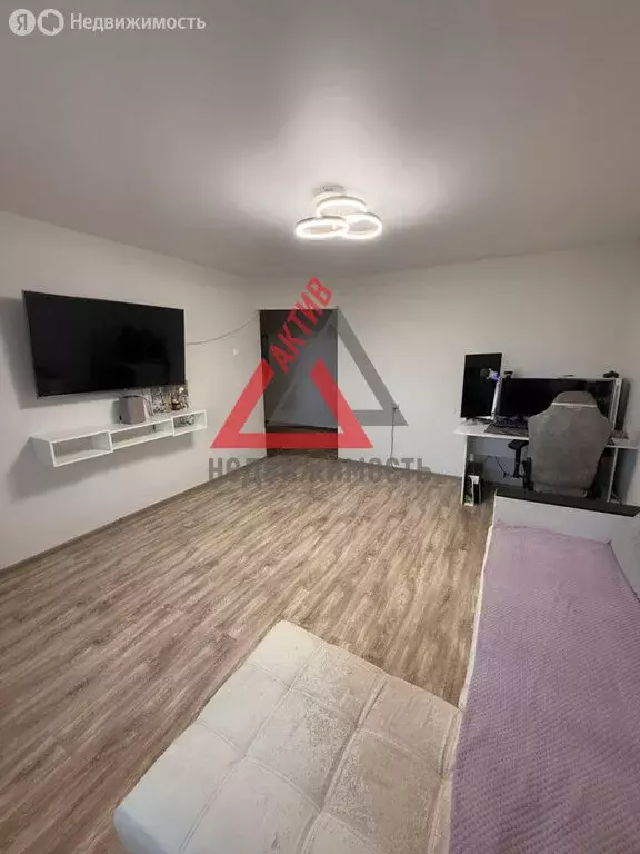 3-комнатная квартира: Каменск-Уральский, 2-я Рабочая улица, 19 (60.4 ... - Фото 2