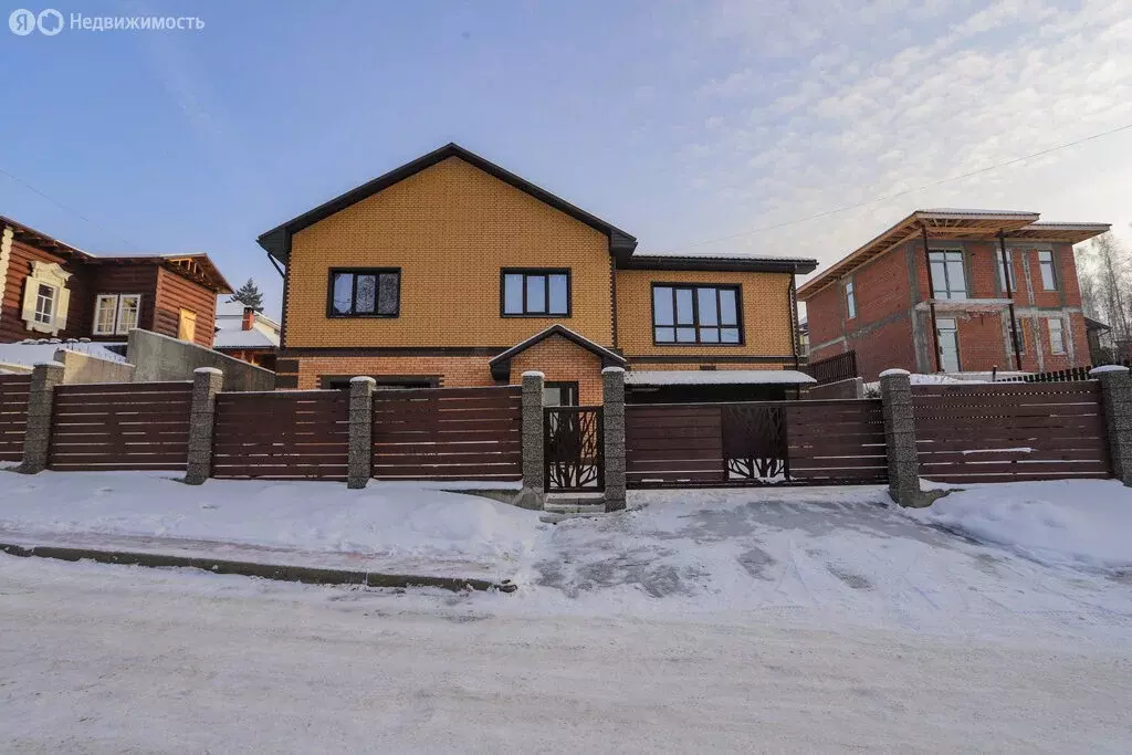 Дом в микрорайон Изумрудный, 32 (252 м) - Фото 2