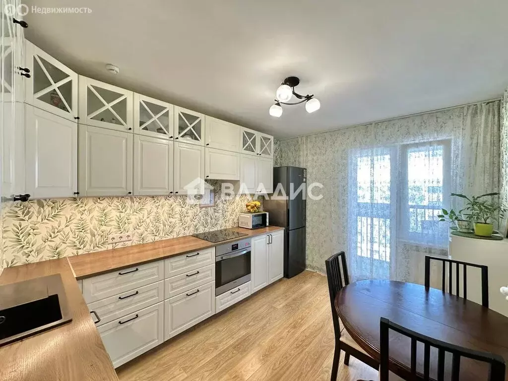 4-комнатная квартира: Санкт-Петербург, Парашютная улица, 61к4 (107 м) - Фото 2