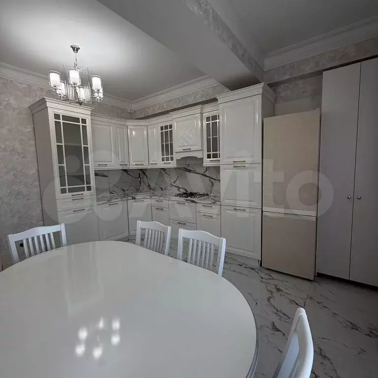 2-к. квартира, 70 м, 10/11 эт. - Фото 1