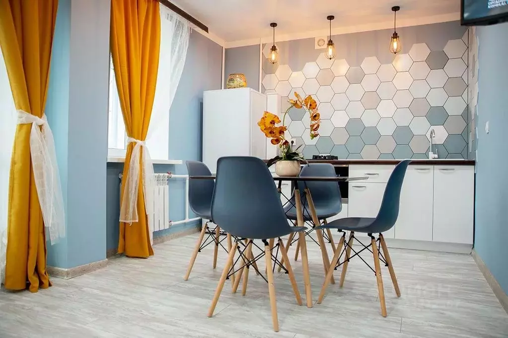 2-к кв. Курская область, Курск Хуторская ул., 12В (56.0 м) - Фото 2