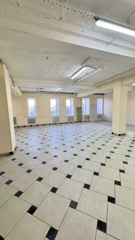 Торговая площадь в Татарстан, Казань ул. Мазита Гафури, 71к3 (330 м) - Фото 2