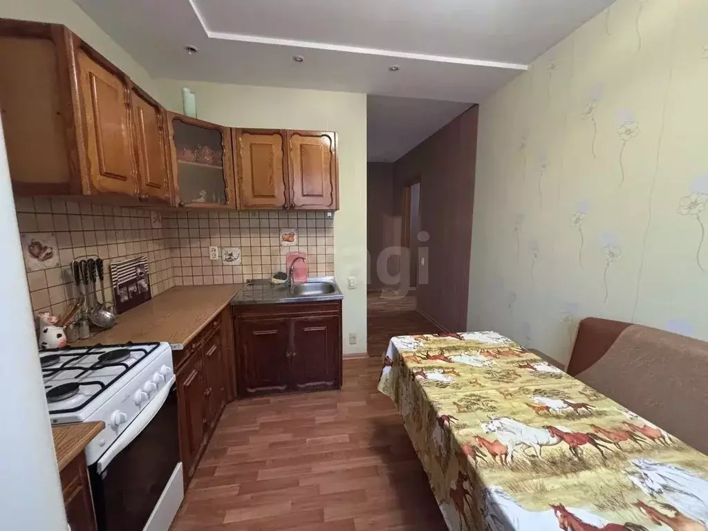 1-к кв. Челябинская область, Кыштым Крестьянская ул., 144А (40.3 м) - Фото 1
