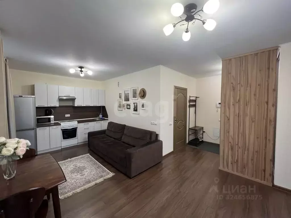 Студия Тюменская область, Тюмень ул. 50 лет Октября, 57Б (33.4 м) - Фото 2