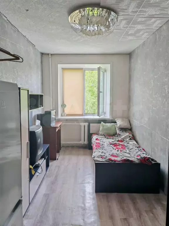 Комната 10 м в 6-к., 5/5 эт. - Фото 0