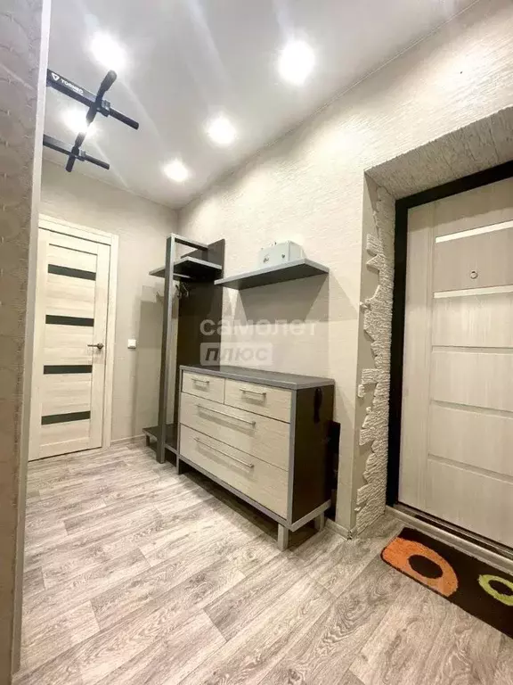 1-к кв. Ханты-Мансийский АО, Сургут ул. Есенина, 8 (41.0 м) - Фото 1