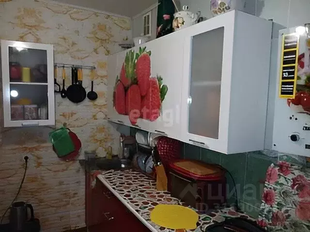 3-к кв. Белгородская область, Валуйки 1 Мая ул., 22 (61.8 м) - Фото 1