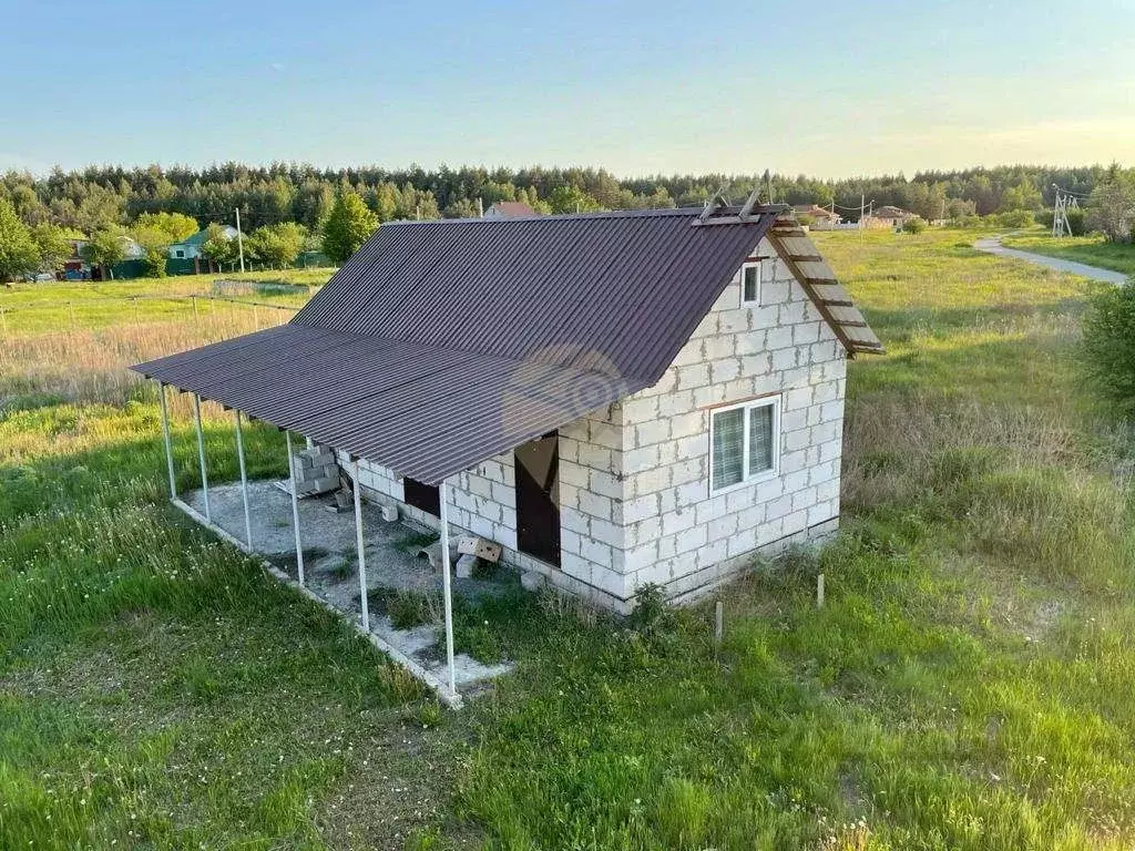 Коттедж в Белгородская область, Старооскольский городской округ, с. ... - Фото 0