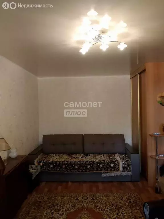 2-комнатная квартира: Златоуст, проспект имени Ю.А. Гагарина, 2-я ... - Фото 2