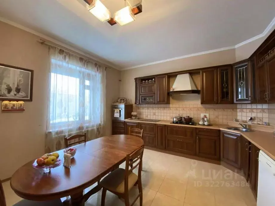 5-к кв. Пермский край, Березники ул. Пятилетки, 24А (320.3 м) - Фото 2