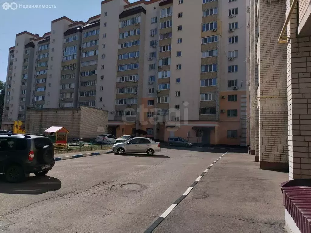 3-комнатная квартира: Энгельс, Степная улица, 57 (90 м) - Фото 0