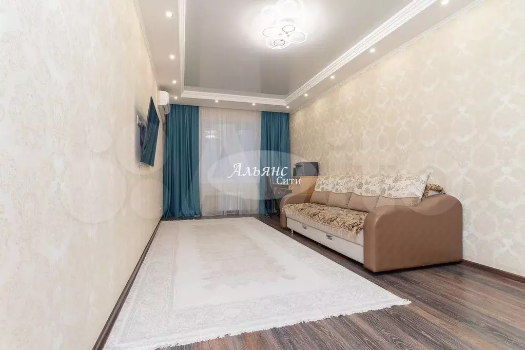2-к. квартира, 67 м, 3/9 эт. - Фото 0