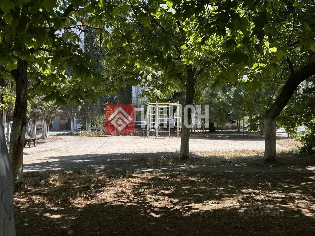 1-к кв. Севастополь ул. Адмирала Фадеева, 19 (49.0 м) - Фото 2