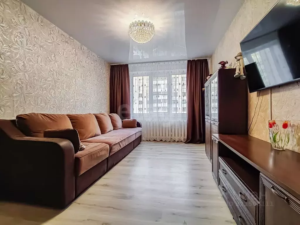 3-к кв. Псковская область, Псков Ипподромная ул., 121 (71.9 м) - Фото 1