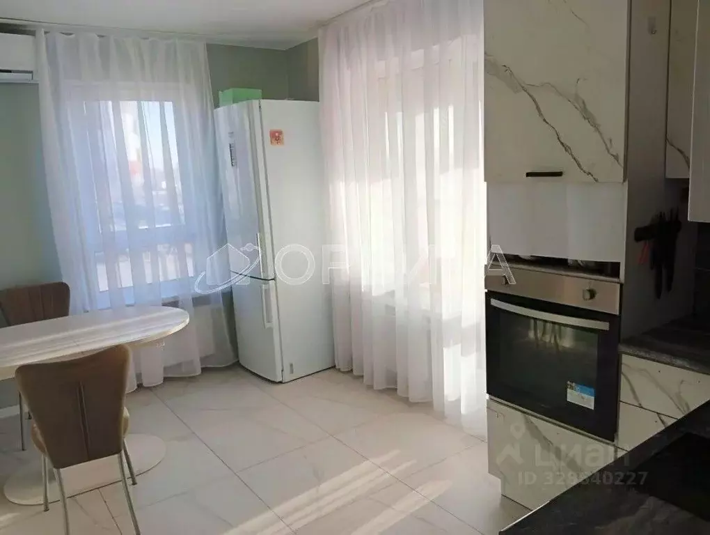 2-к кв. Тюменская область, Тюмень ул. Краснооктябрьская, 14к2 (47.6 м) - Фото 1