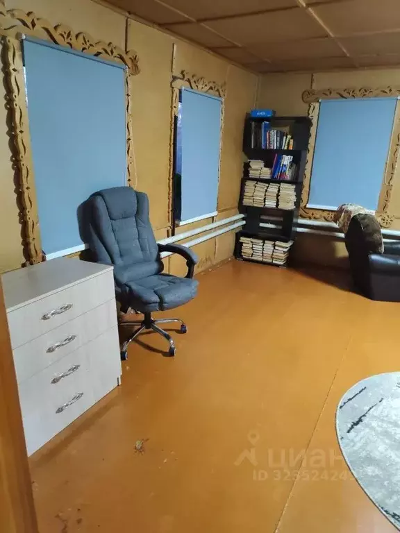 Дом в Белгородская область, Корочанский район, Шляховское с/пос, с. ... - Фото 2