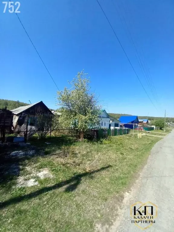 Дом в Свердловская область, Полевской городской округ, пос. Зюзельский ... - Фото 1