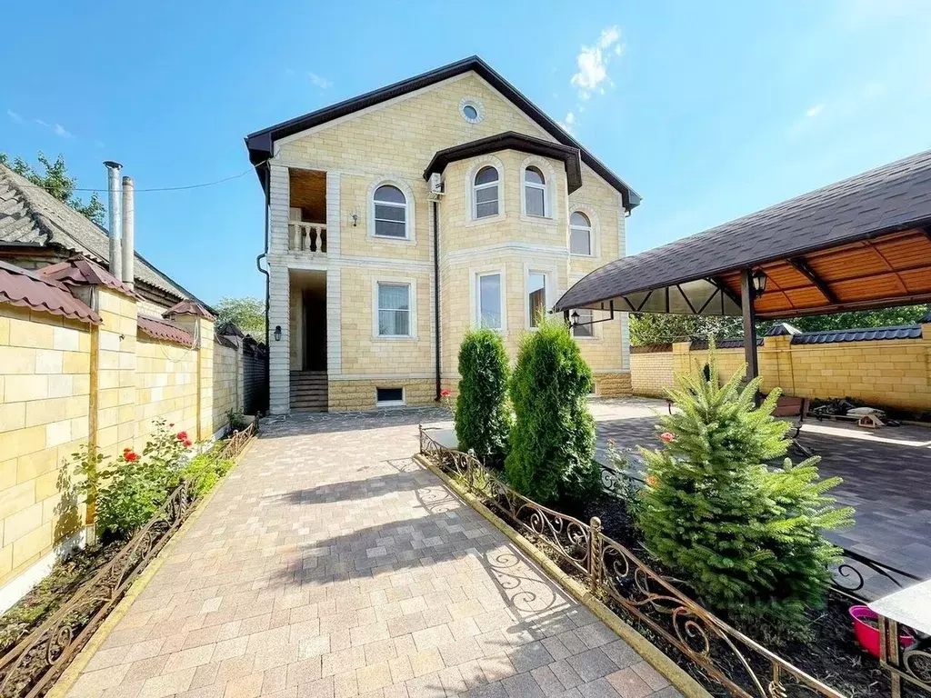 Дом в Ставропольский край, Ставрополь ул. 8 Марта, 138 (389 м) - Фото 0