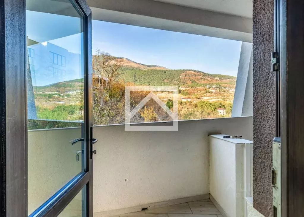 3-к кв. Крым, Ялта муниципальный округ, Виноградное пгт ул. Красина, ... - Фото 1