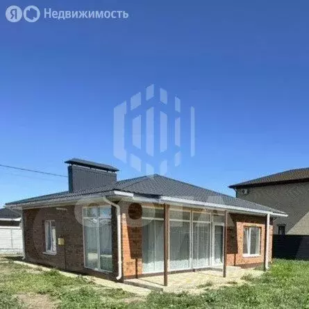 Дом в село Ямное, улица Куйбышева (115 м) - Фото 1