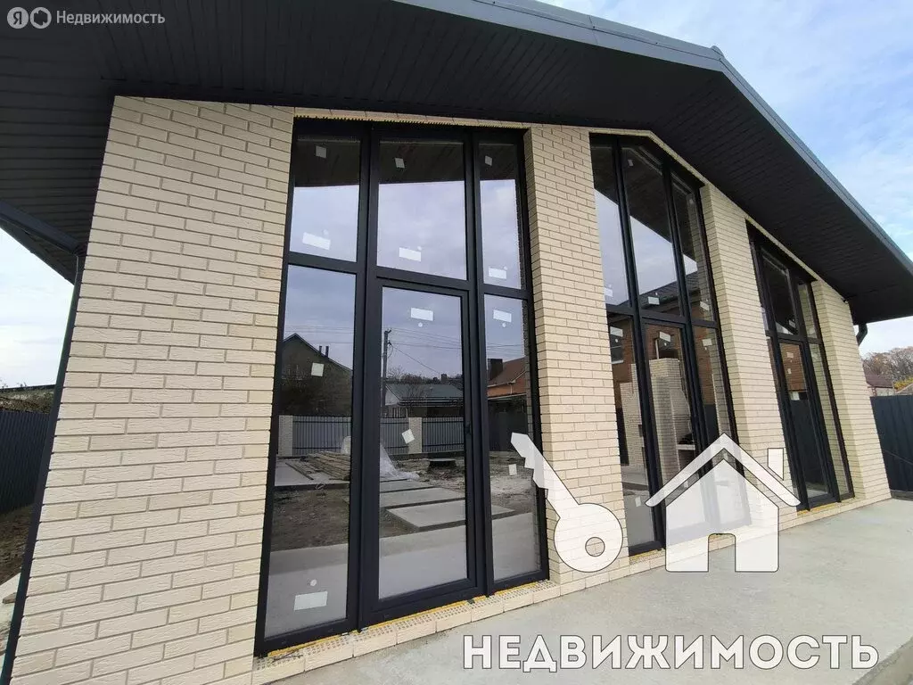 Дом в Горячий Ключ, улица Лизы Чайкиной (140 м) - Фото 1