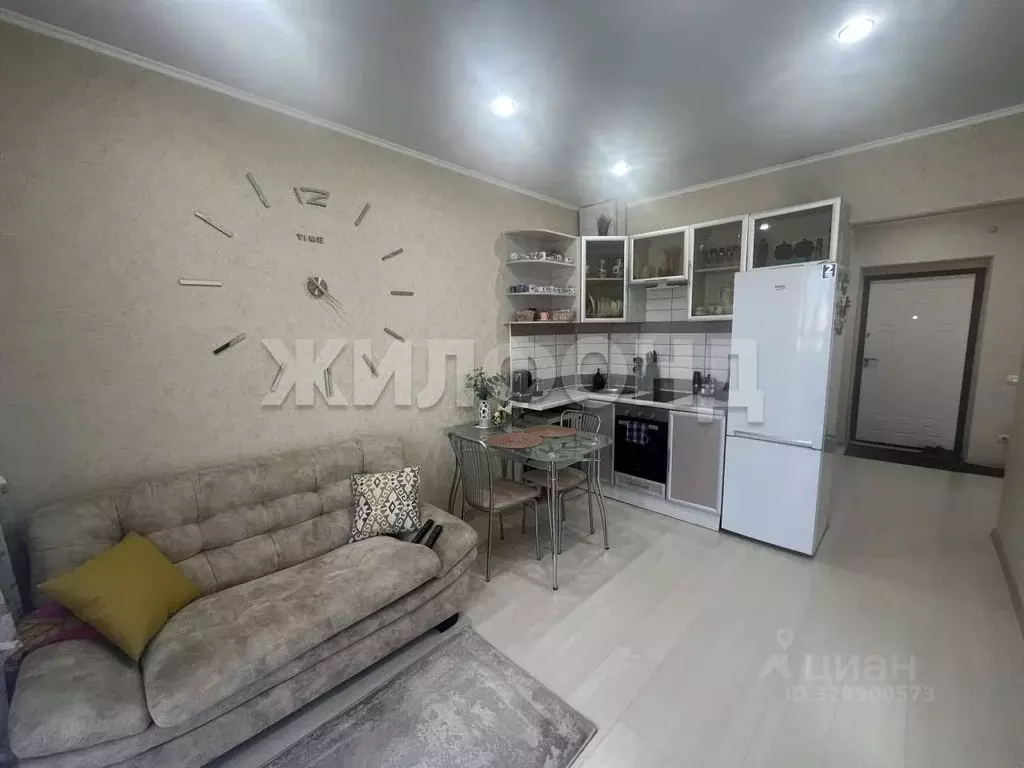 1-к кв. Хакасия, Абакан ул. Богдана Хмельницкого, 155 (40.0 м) - Фото 1