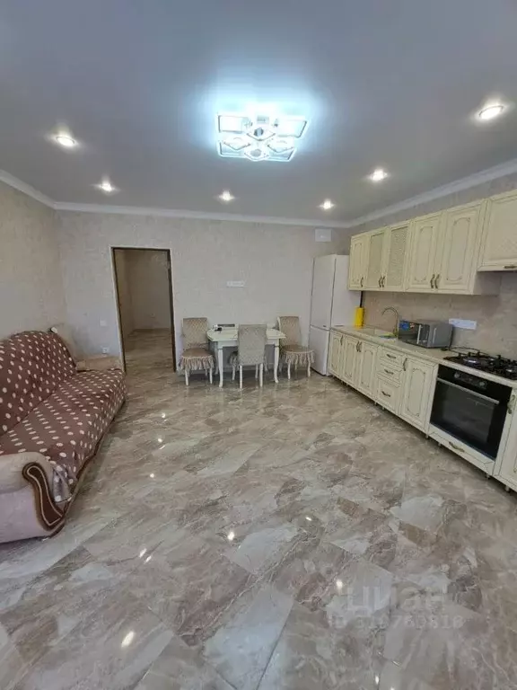 2-к кв. Северная Осетия, Владикавказ ул. Алихана Гагкаева, 7А (70.0 м) - Фото 1