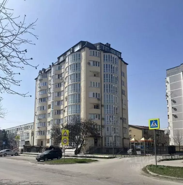 2-к кв. Ставропольский край, Пятигорск ул. Нежнова, 52к1 (66.0 м) - Фото 0