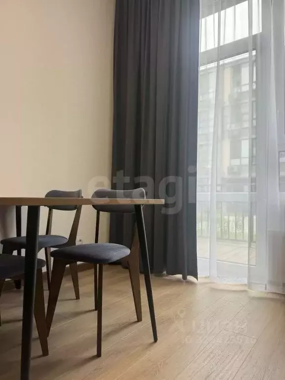 1-к кв. Тюменская область, Тюмень ул. Сергея Свиридова, 9 (36.7 м) - Фото 1