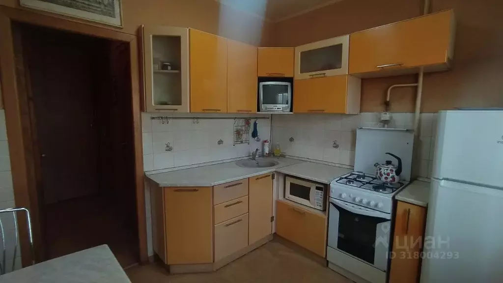 2-к кв. Омская область, Омск ул. Куйбышева, 144 (53.4 м) - Фото 0