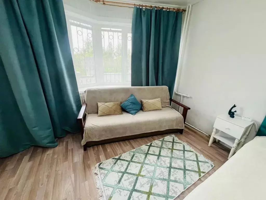 1-к кв. Иркутская область, Ангарск 12А мкр, 7А (35.0 м) - Фото 2