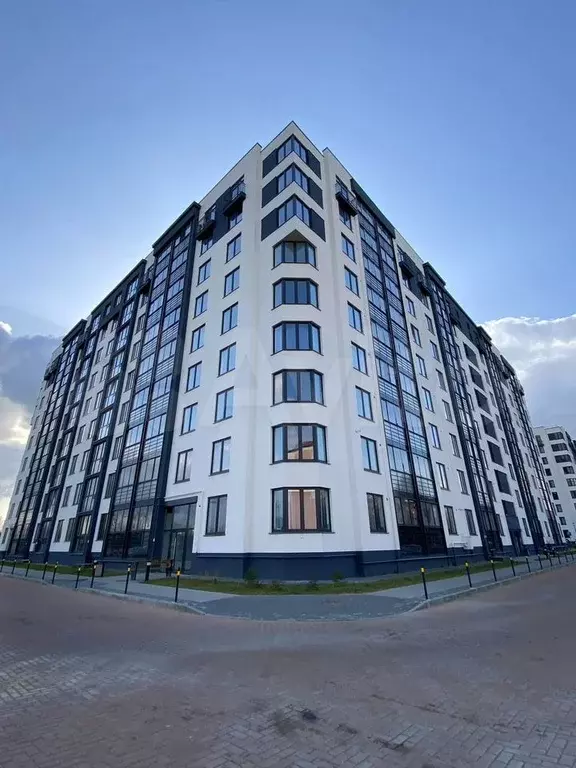 2-к. квартира, 63,8 м, 1/9 эт. - Фото 0