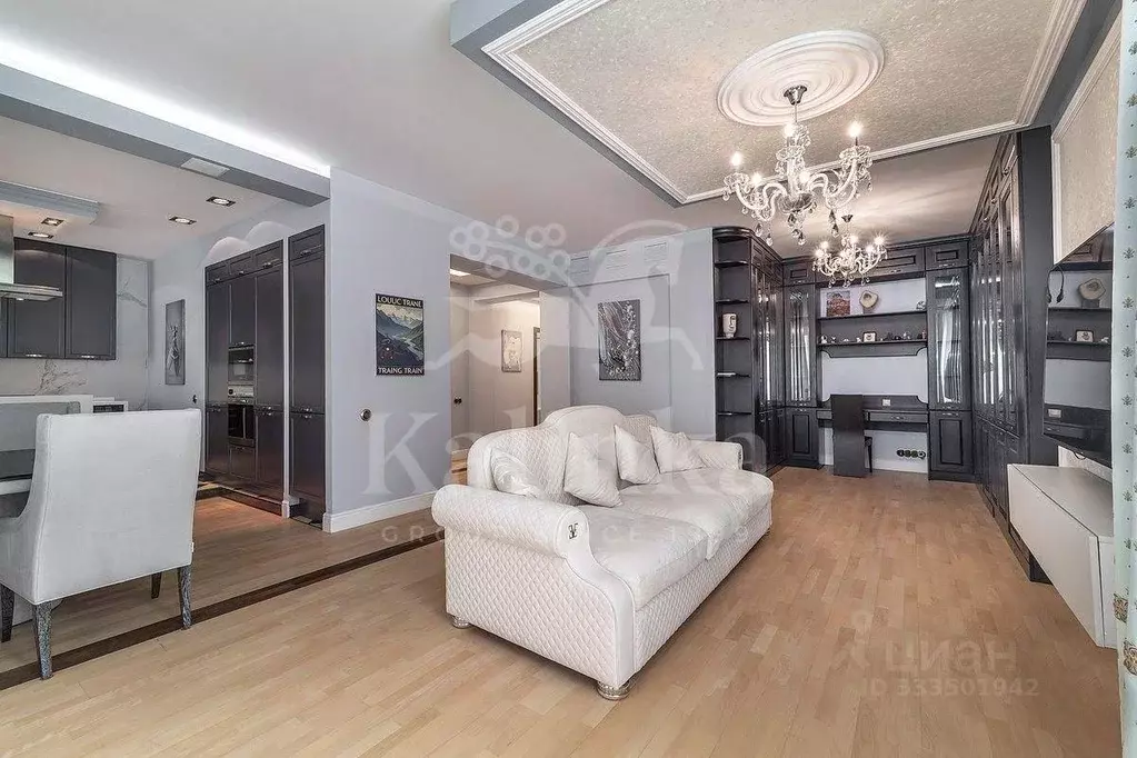 Квартира, 3 комнаты, 135 м - Фото 1