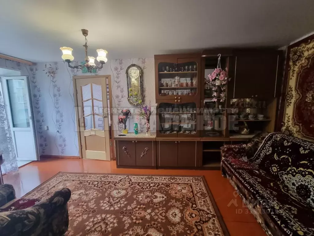2-к кв. Смоленская область, Починок ул. Кирова, 14 (43.4 м) - Фото 0